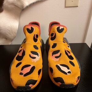 Brand new Pharrell adidas shoes never worn